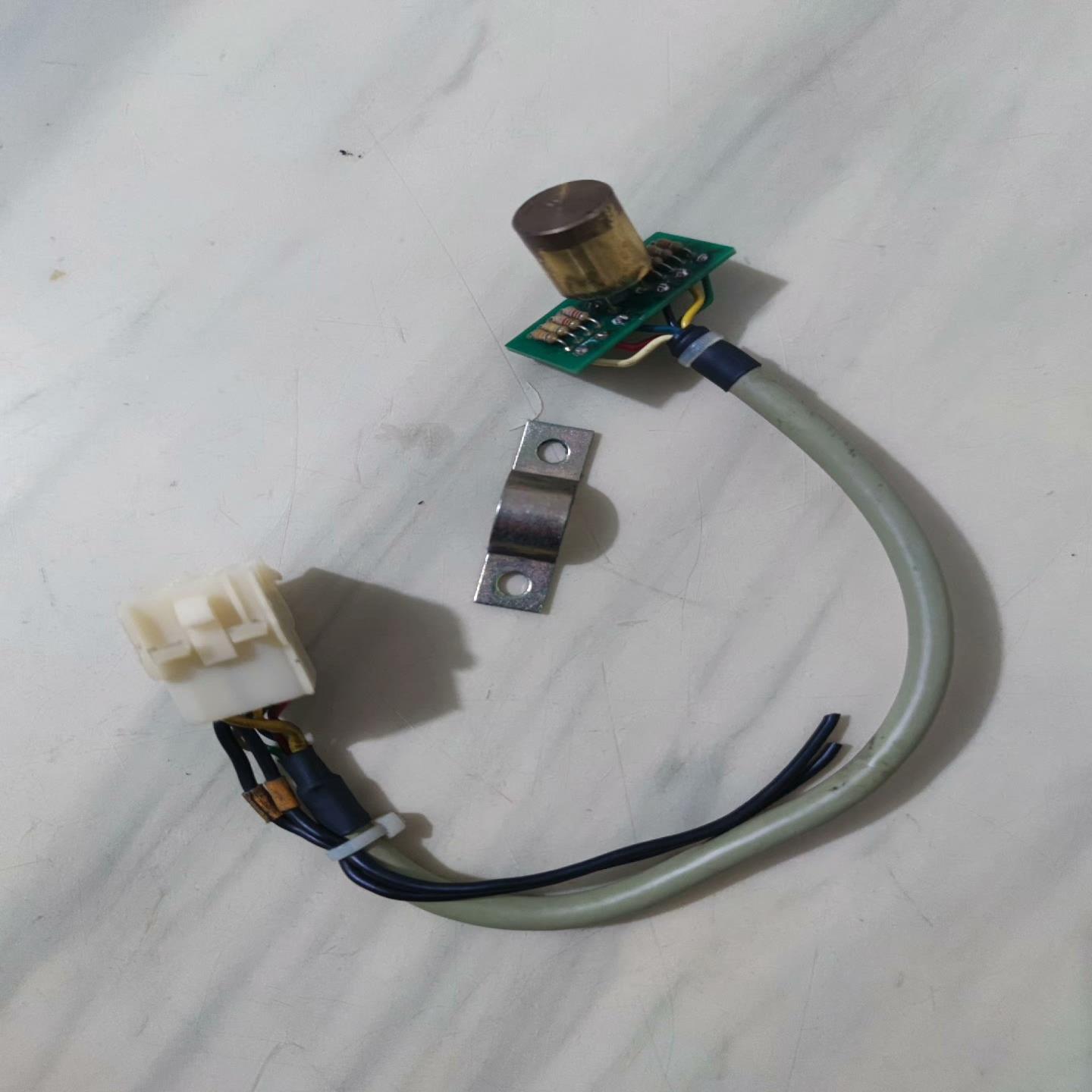 富士伺服电机编码器FR05CM42AC（憨憨电子）