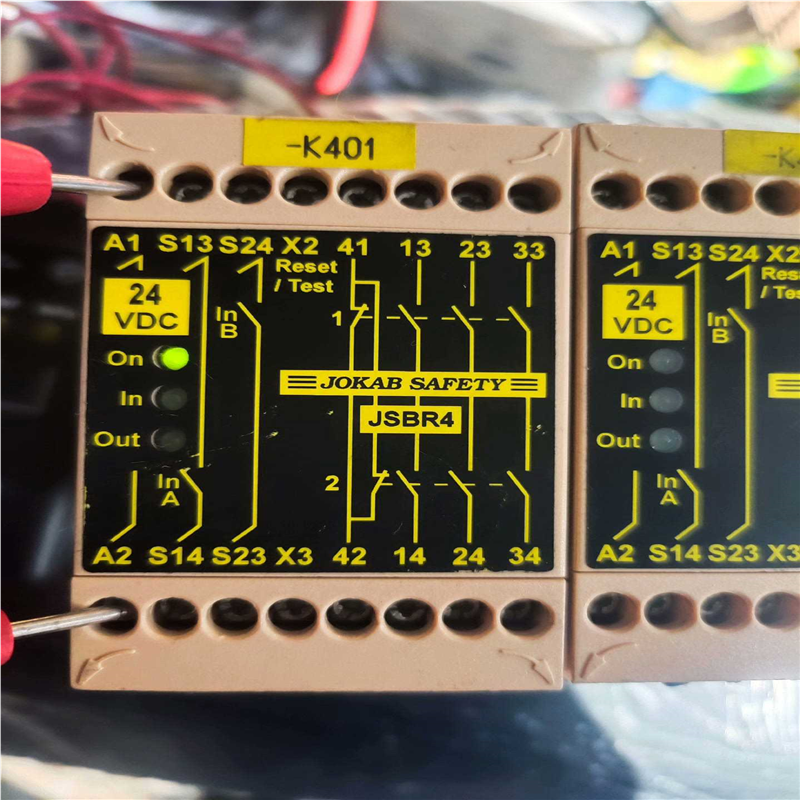 JSBR4 DC24 安全继电器2个成色还是漂亮的，如图(崽崽配件）