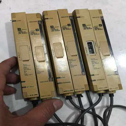 光栅F3W-B035-L-D对射两对，F3W-B052~议价