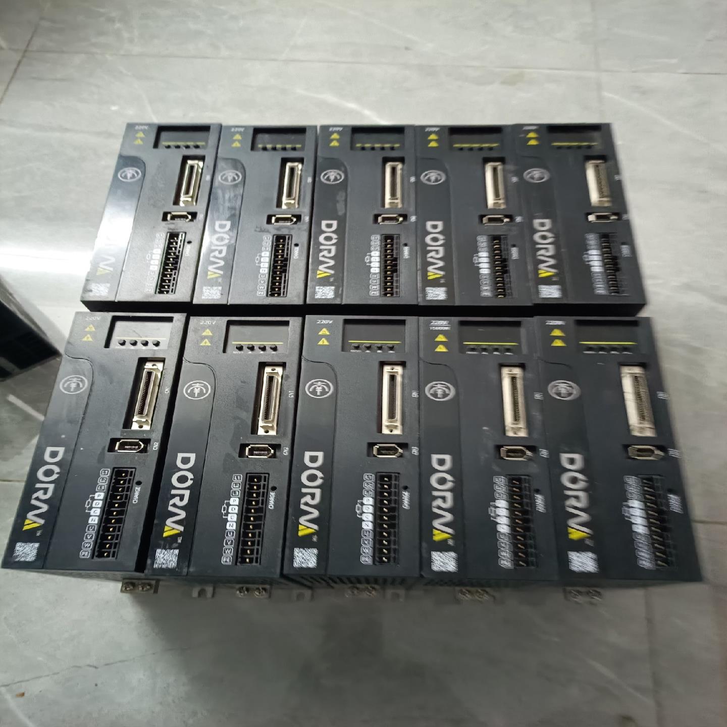 DS2P-15AS 东菱伺服驱动器 1.5KW（崽载电子）