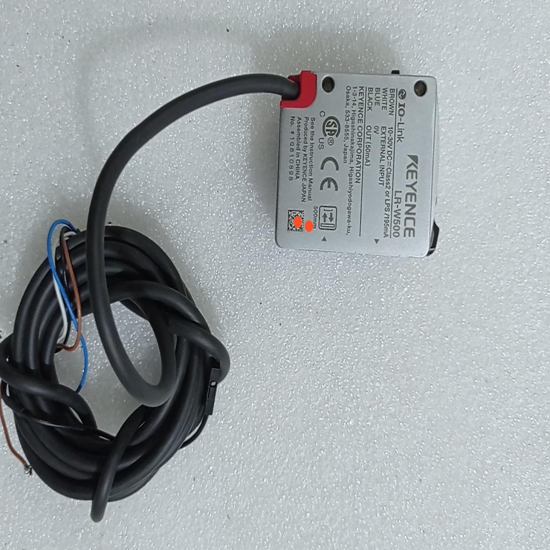 议~基恩士传感器LR-W500，实物图，成色一般，功能正常，
