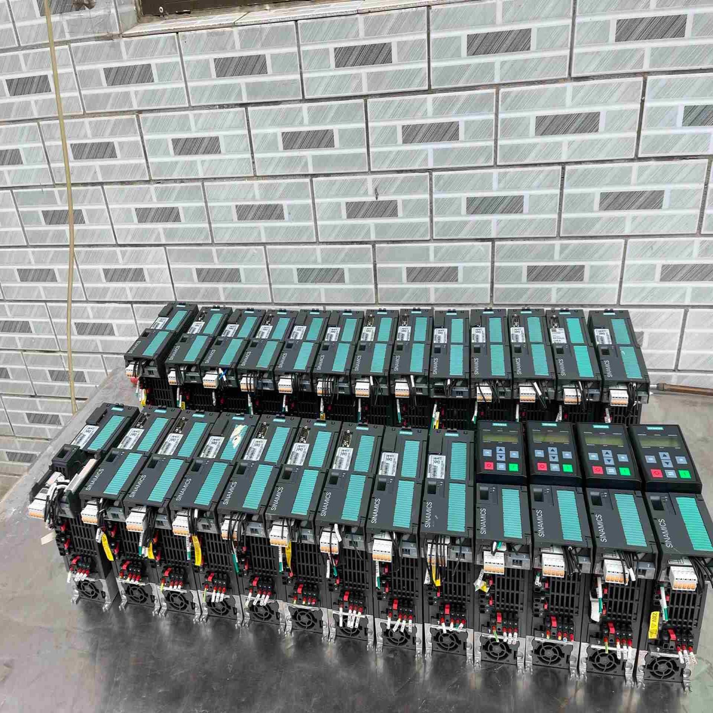 6SL3210-1PB13-8UL0   变频器075KW议价