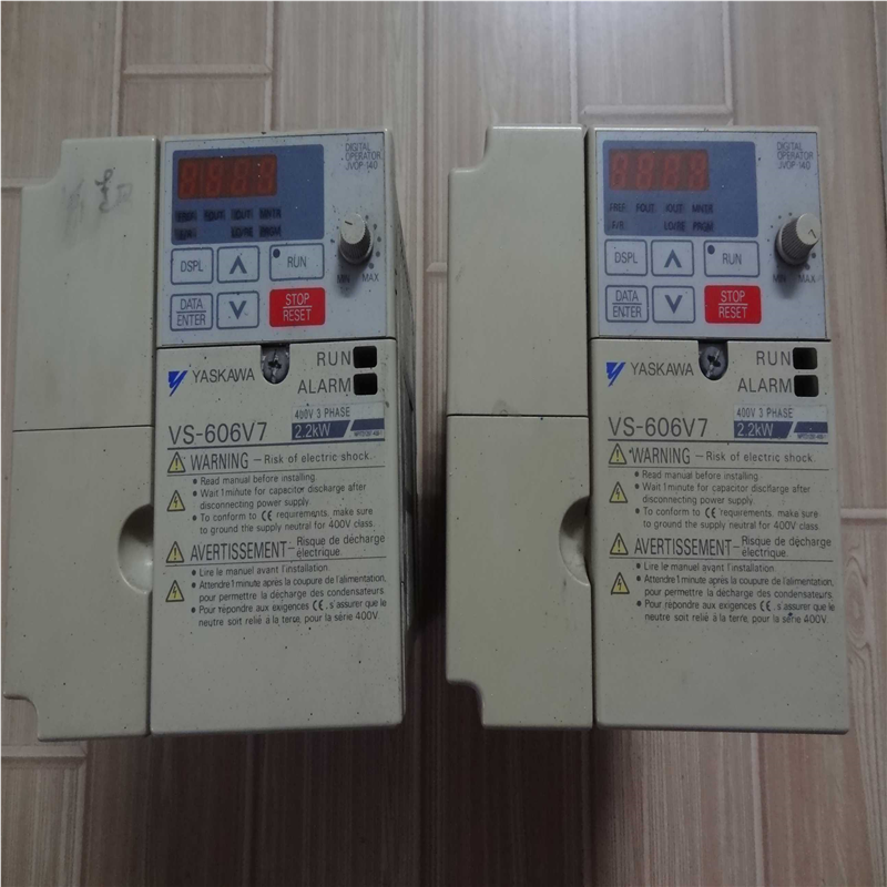 原装拆机YASKAWA安川 VS-606V7 CIMR-V7AT42P2 2.2KW 380V 变频器