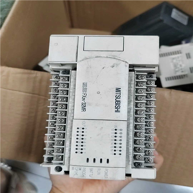 【汇生】三菱PLC，FX2N-32MR，实图拍摄，功能正常，240包【议价