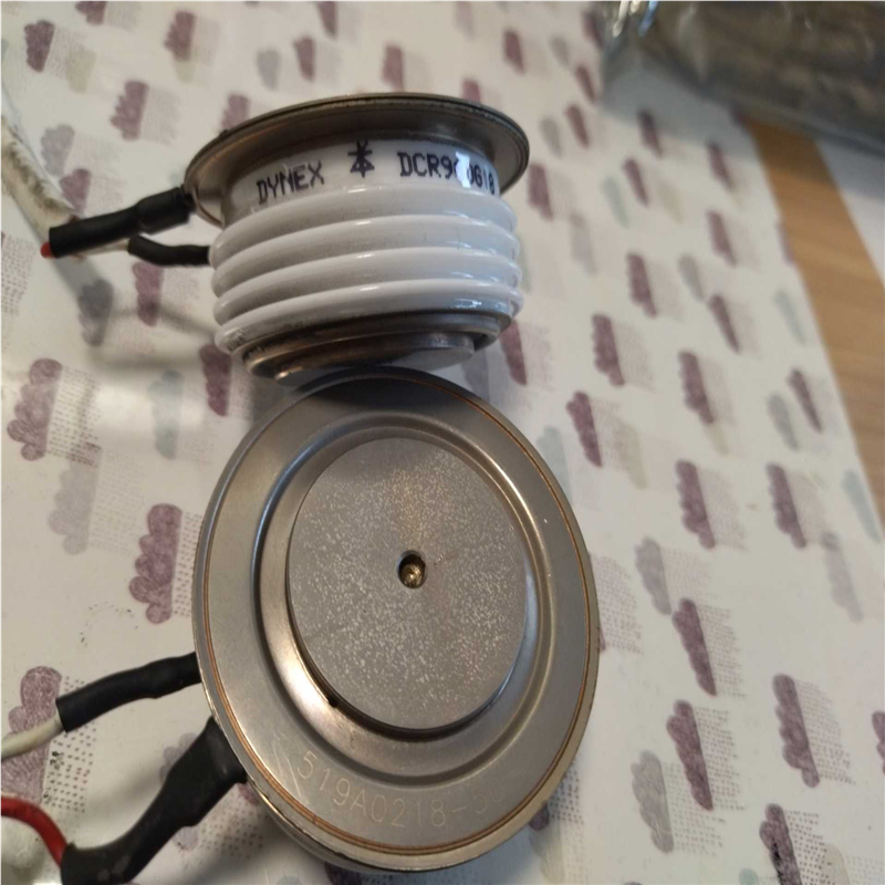 DYNEX  DCR960G18可控硅，软启动ats4~议价