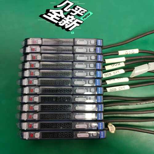 基恩士FS-V21R传感器功能成色如图实物图~询价