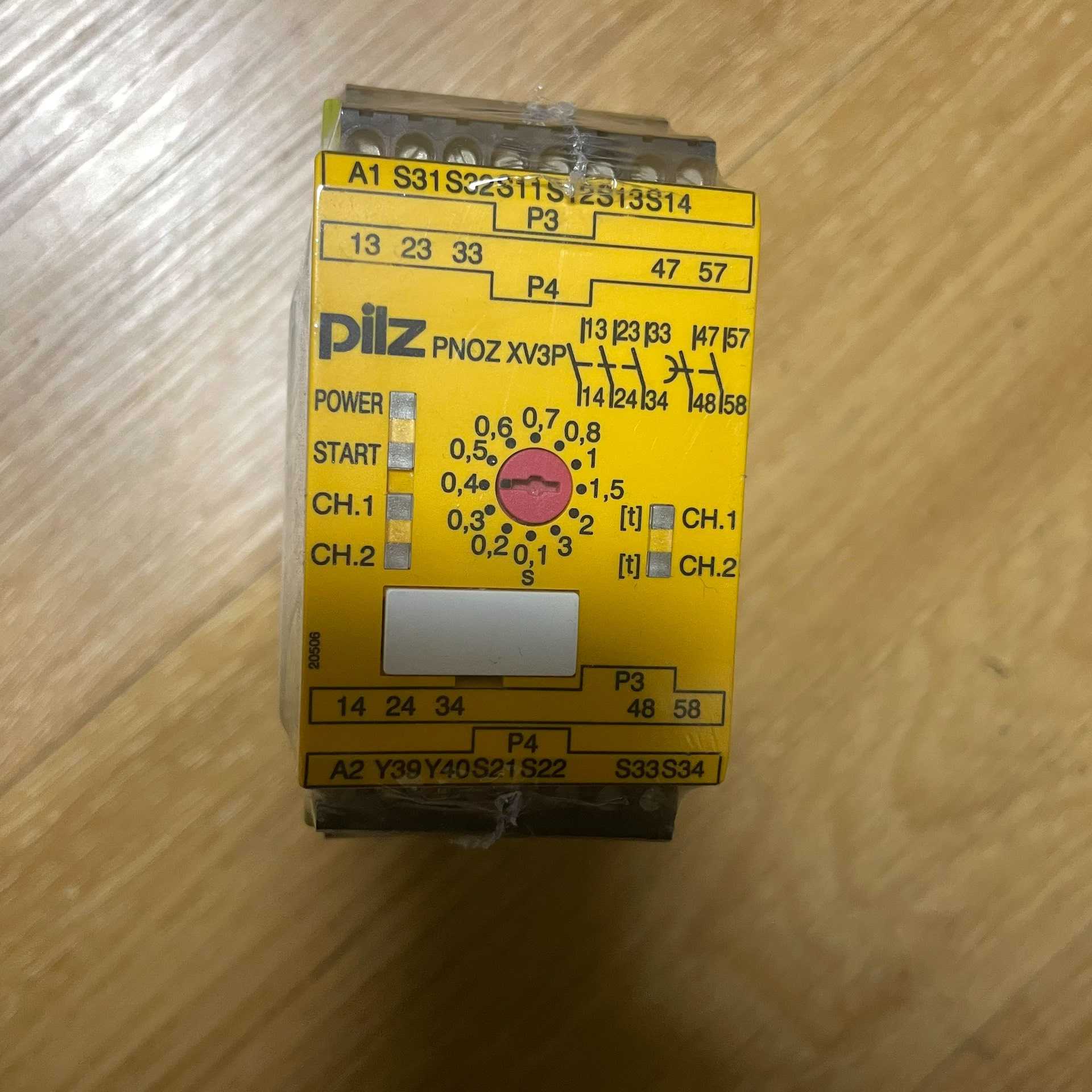 询价~777512 pnoz xv3p  仅一个 有直接拍