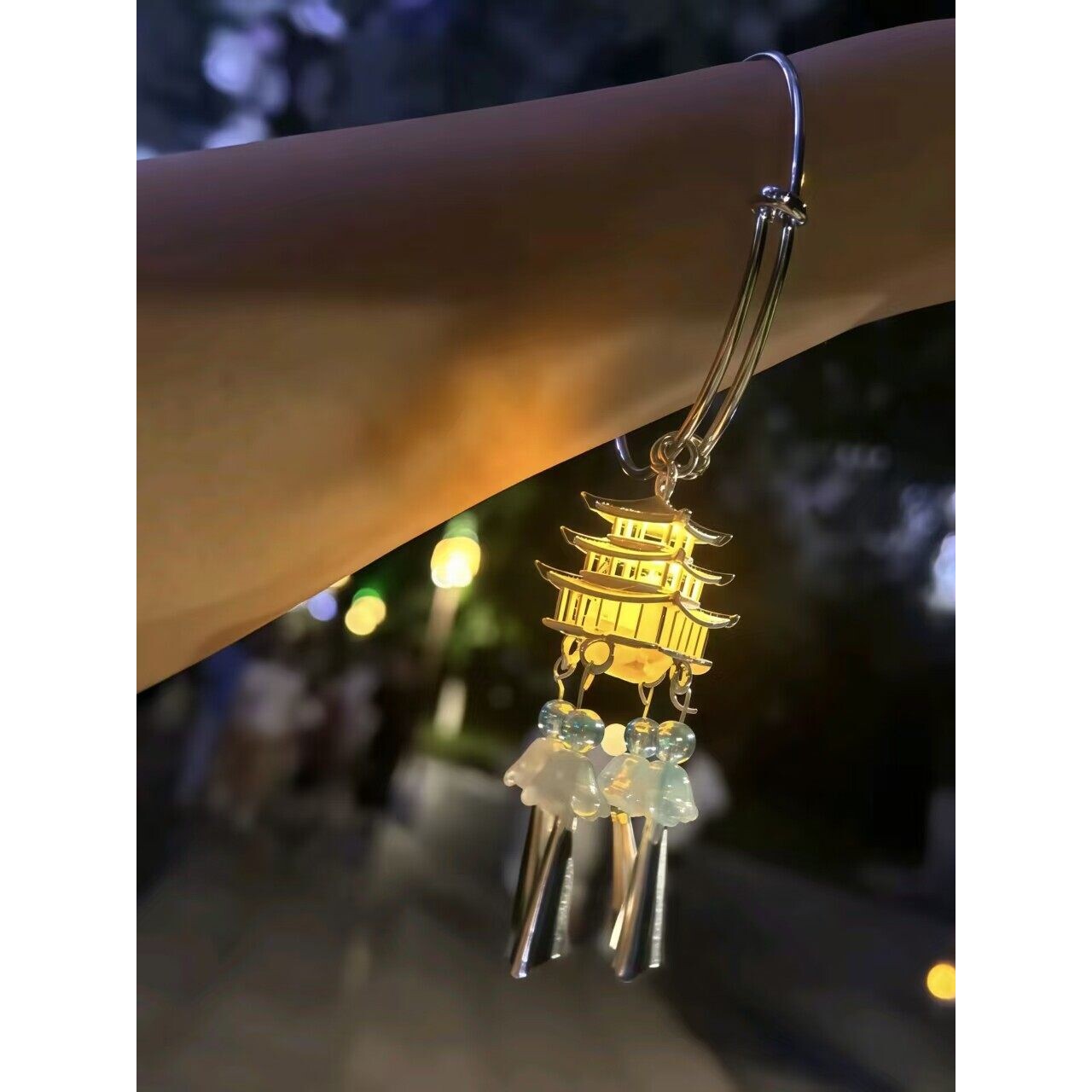 超然楼发光手镯汉服配饰带灯铃铛镯子古风饰品中式宫廷风手环礼物