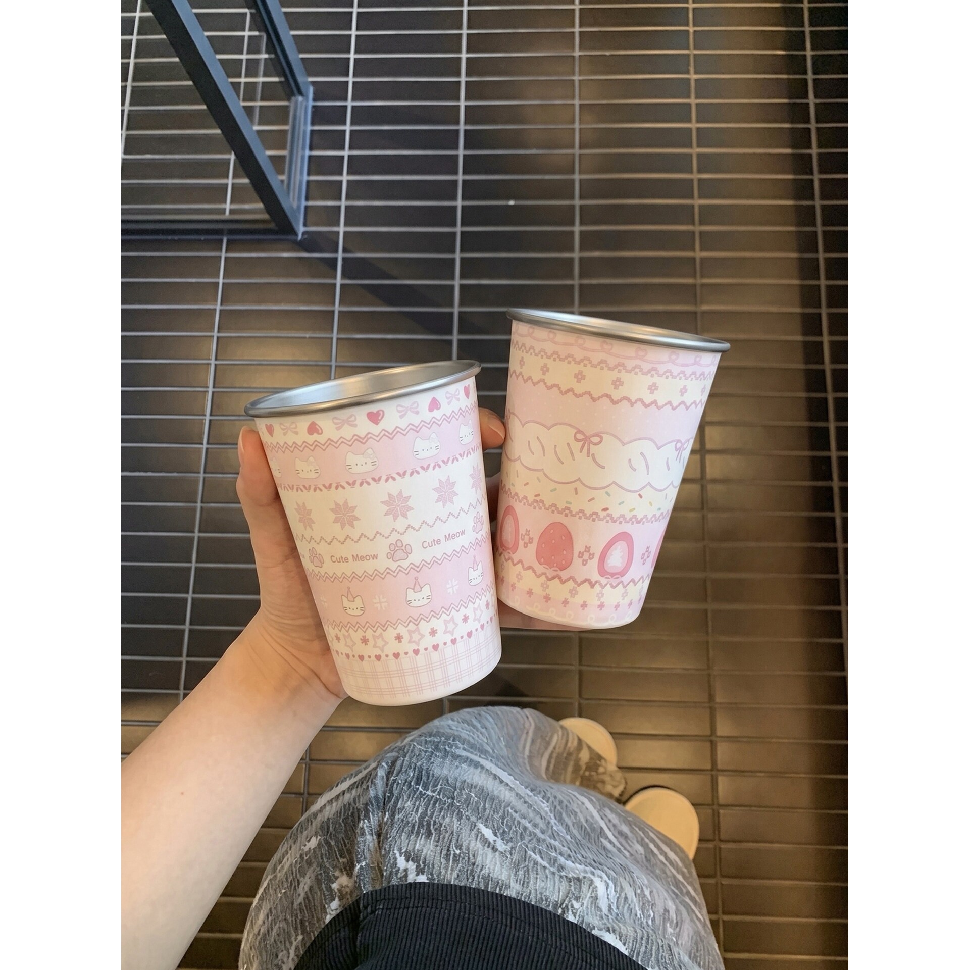 费尔岛卡通洗漱杯创意磁吸漱口杯不锈钢儿童刷牙杯倒挂牙刷杯女童