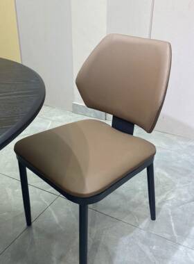 意式极简轻QUD奢餐椅家酒用店现厅设代简约客计师餐桌椅洽谈皮椅