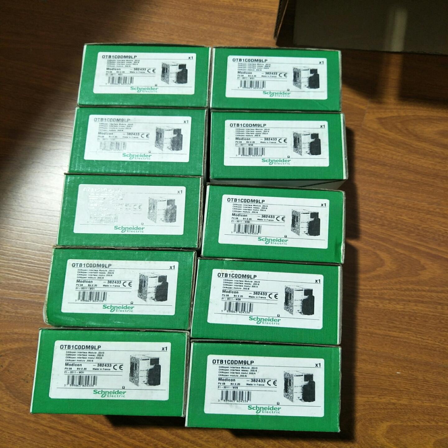 OTB1C0DM9LP 的PLC控制器,几台,有~议价