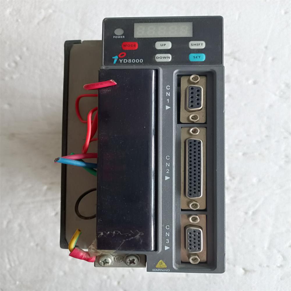 拆机一度伺服驱动器 YD8000-2R0-23-A25  图片实物 询价