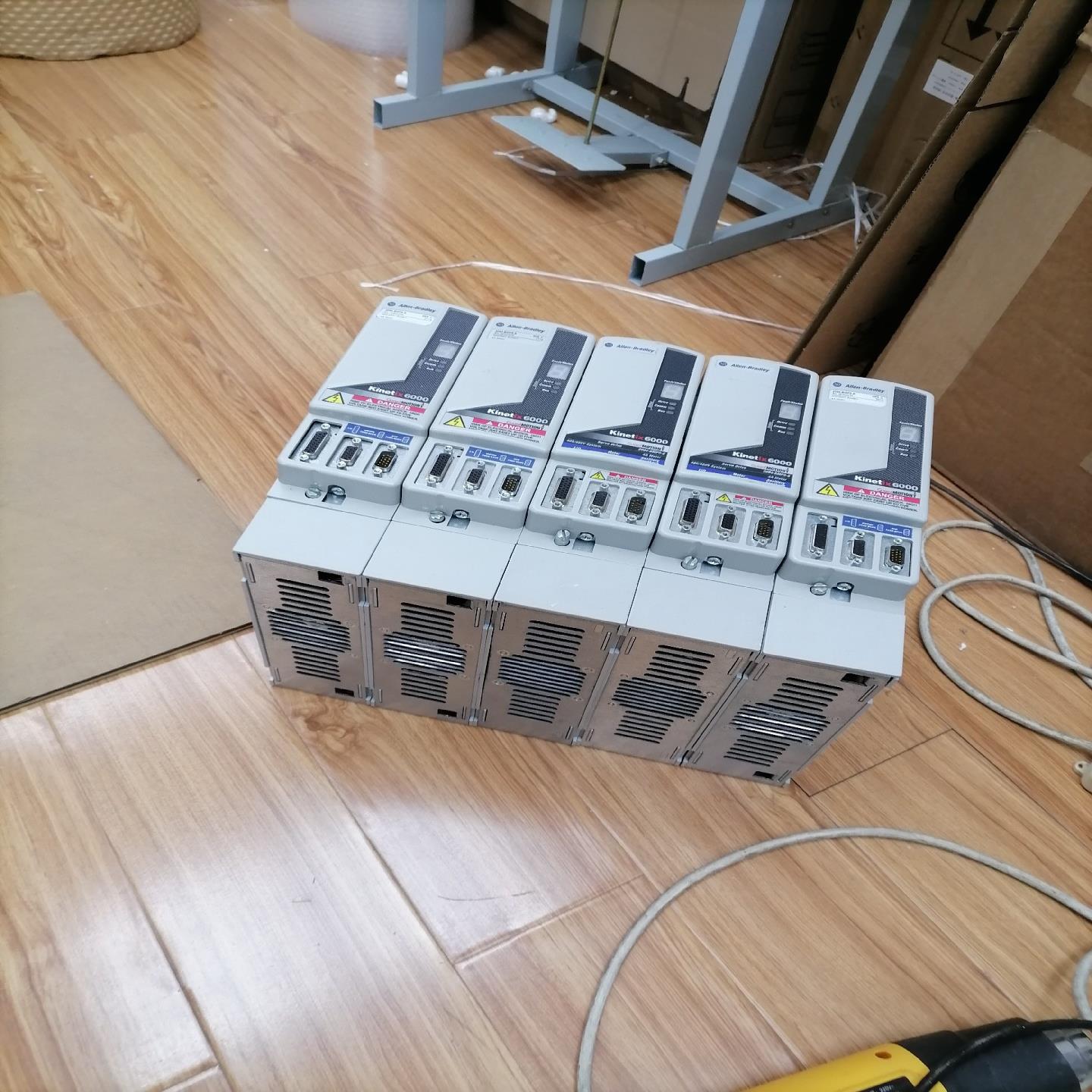 2094-BMP5-S  A-B模块控制器，成色不错，联（憨憨电子）