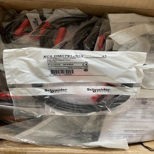 Schneider XCS DMC7912S56~议价
