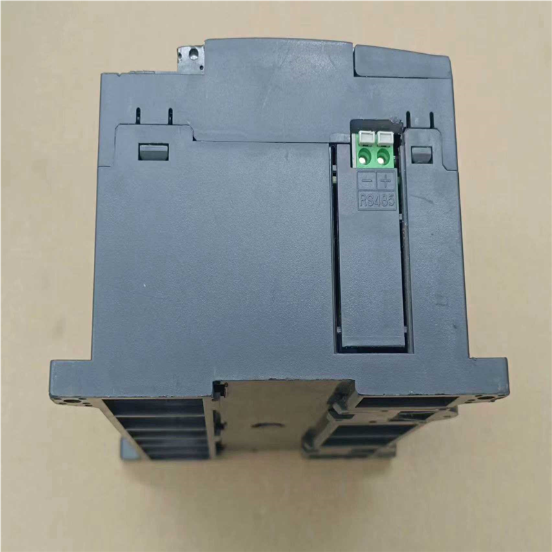 【顺庆】LS 控制器 K7M-DR20U【议价】