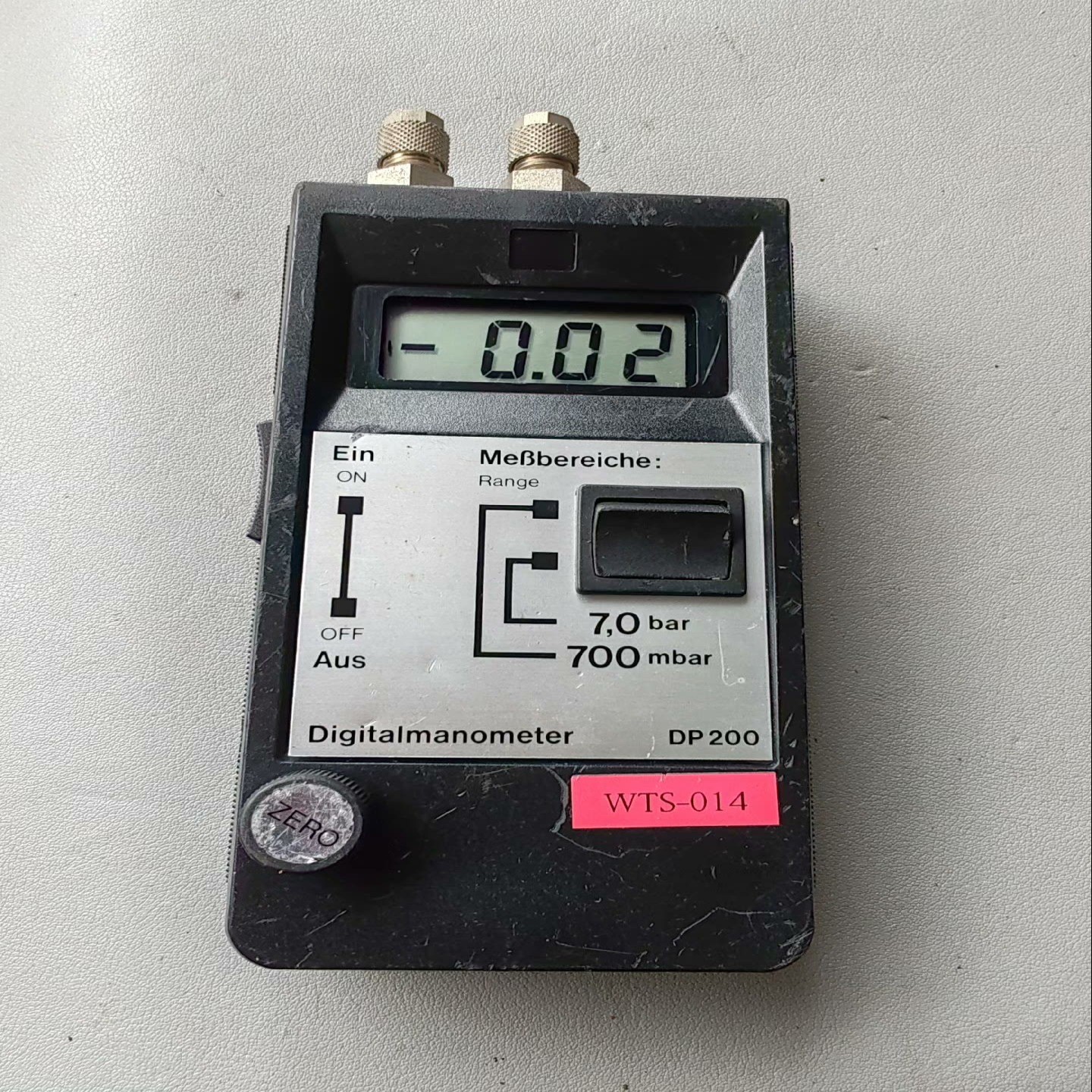 Digital manometer数字压力表Dⅰgⅰt&al（夫美商行）