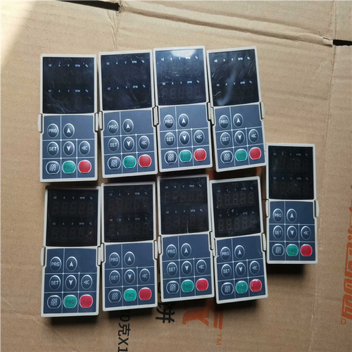 伟创变频器AC70AC80面板KB21A下图议价