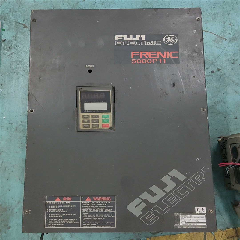 富士5000P11变频器FRN75P11S-4CX 75KW（卡套电子）