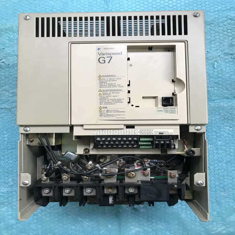 安川变频器CIMR-G7A4022(22KW)  没有面板，（耶耶电子）