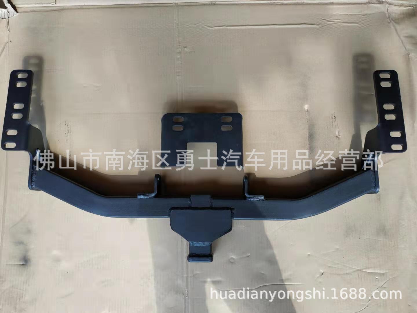 三点固定霸道FJ拖杠拖车杠新款FJ带副油箱拖杠中东版普拉多拖车杠