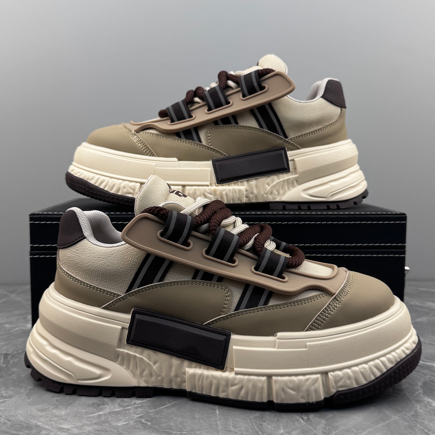 男鞋2025秋季新款厚底增高男士高级感休闲板鞋时尚潮流百搭小白鞋,流行男鞋,休闲板鞋,淘宝优惠券,粉丝福利购,淘宝优惠卷