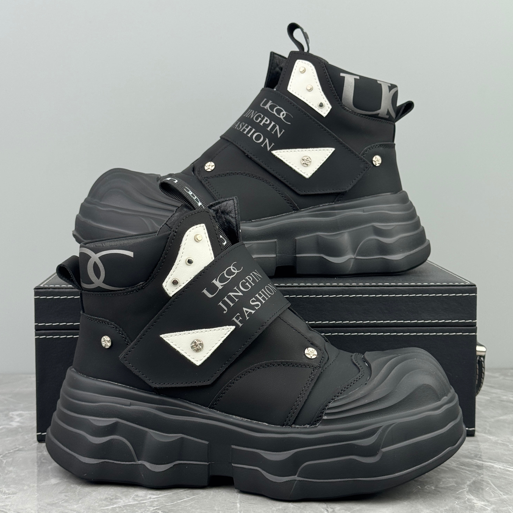 高帮板鞋2025冬季爆款增高马丁靴