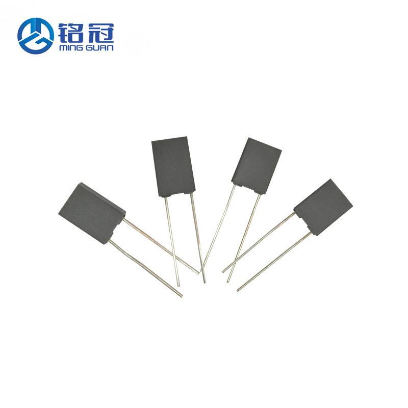 现货销售厦门法拉CL23方块灰色校正电容100V104J100N0.1UFP5MM