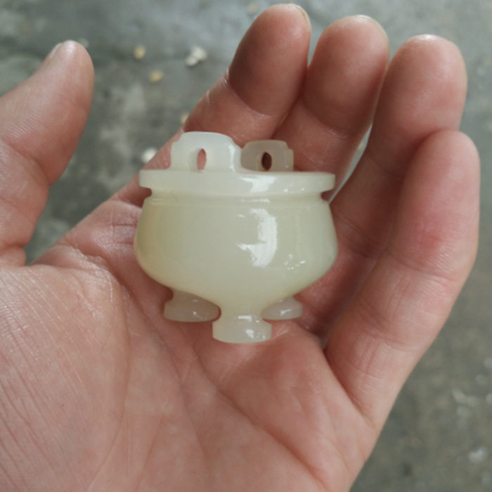阿富汗白玉玉鼎手把件家居摆件