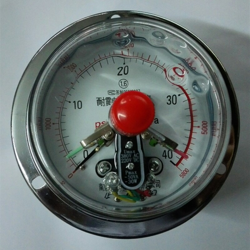 umax 380 ac 220 dc pmax 轴向带边耐震电接点压力表 YNXC-100ZT