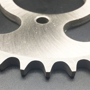 110弯梁车后齿轮 精钢90 链盘428 P420齿 配件 摩托车改装 36齿