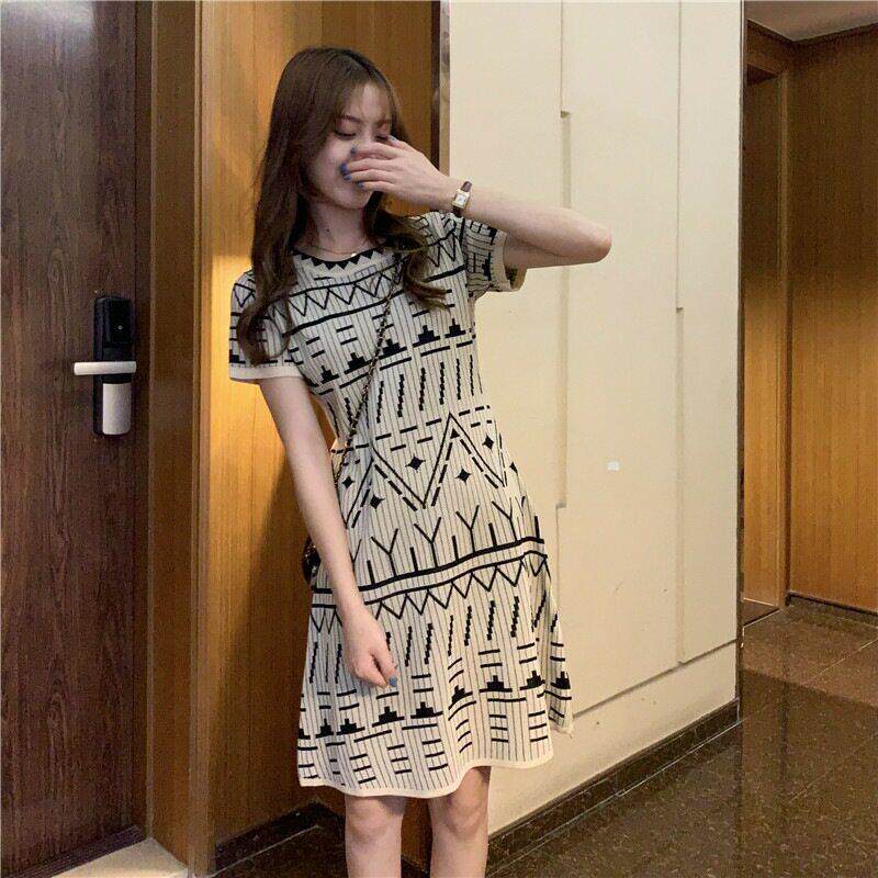 广东广州十三行女裙秋季2025韩版新款可爱小香风套头短袖针织短裙