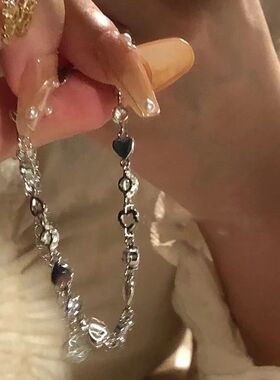 甜酷爱心锆石手链女生ins简约小众设计学生镂空心形手饰百搭礼物