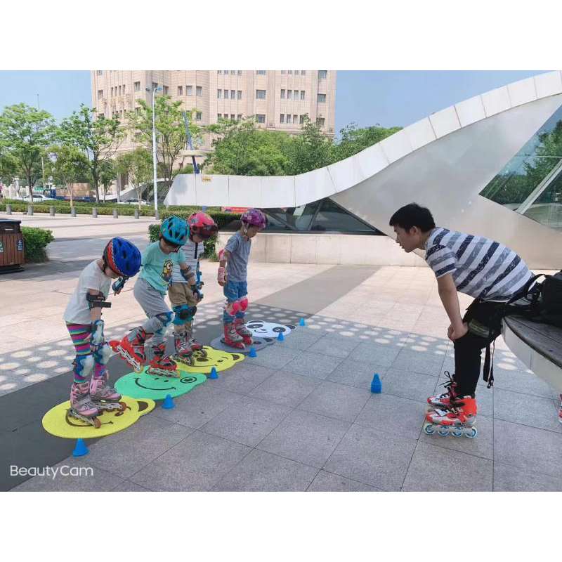 速发专家厂练轮滑训业培训防滑专用地毯初学者旱冰溜冰护具动物地