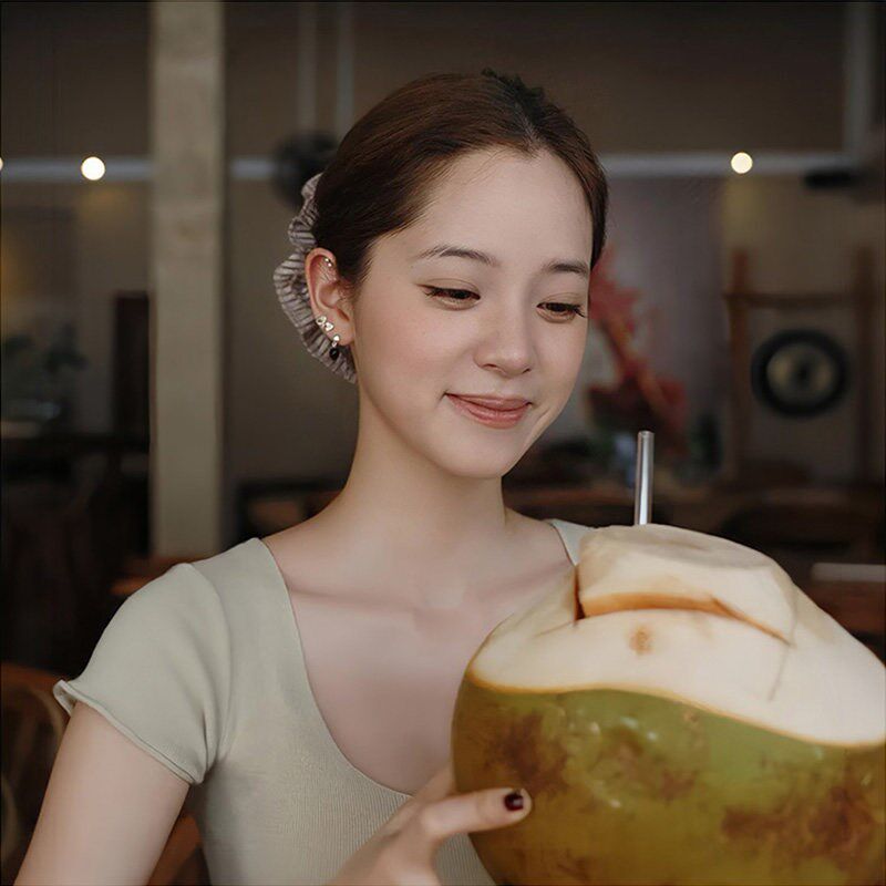 速发欧娜娜同款!棕色条纹大肠发圈!2026新款丸子头发绳饰盘发器