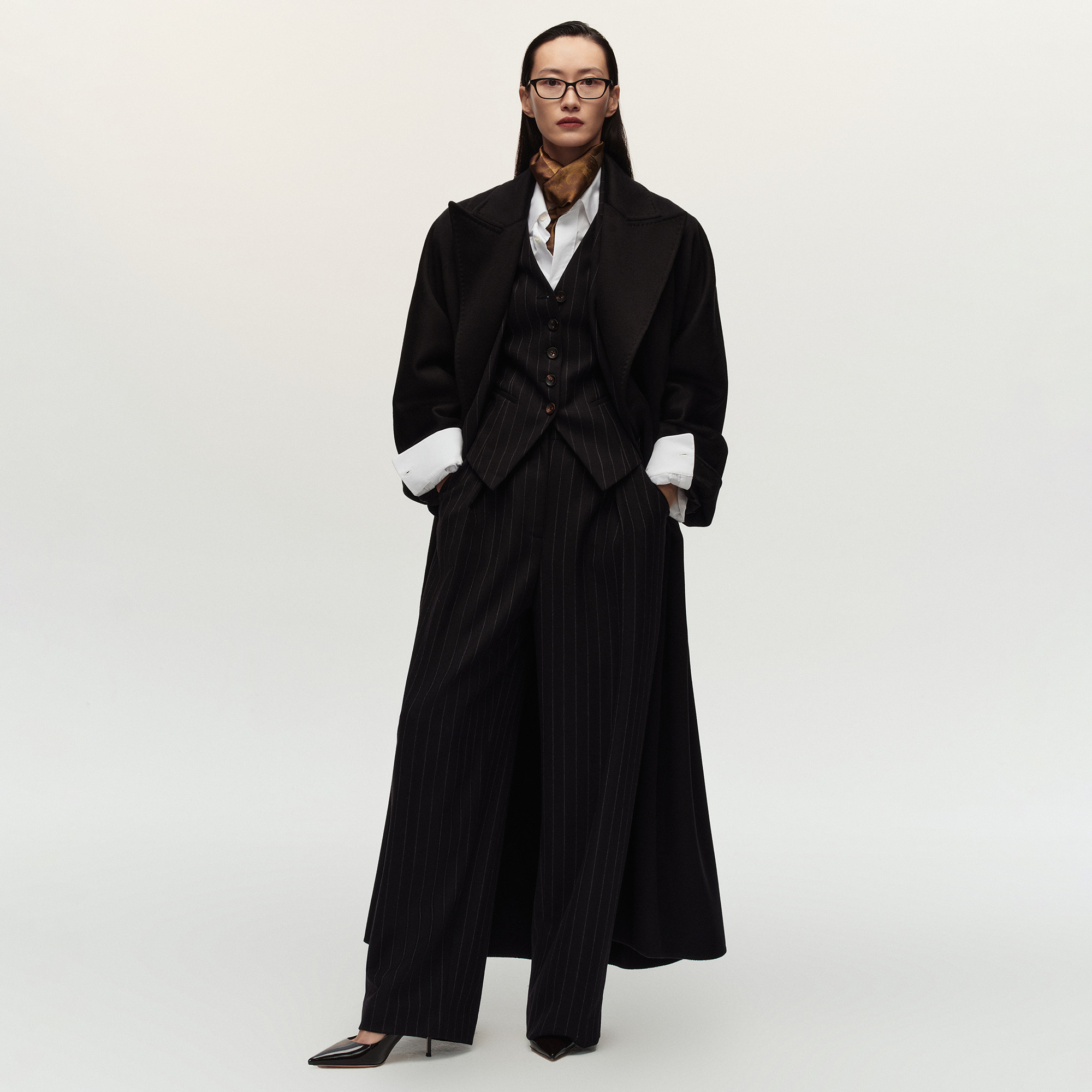 SIQIYOUNG山羊绒大翻领手工大衣