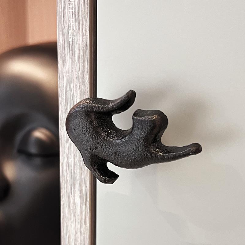 外贸重工款高端黑色猫咪拉手衣柜儿童房抽屉可爱卡通柜门单孔把手