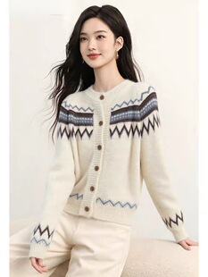【甜馨专享】【别具一格】韩系设计感收腰洋气2025新款针织毛衣