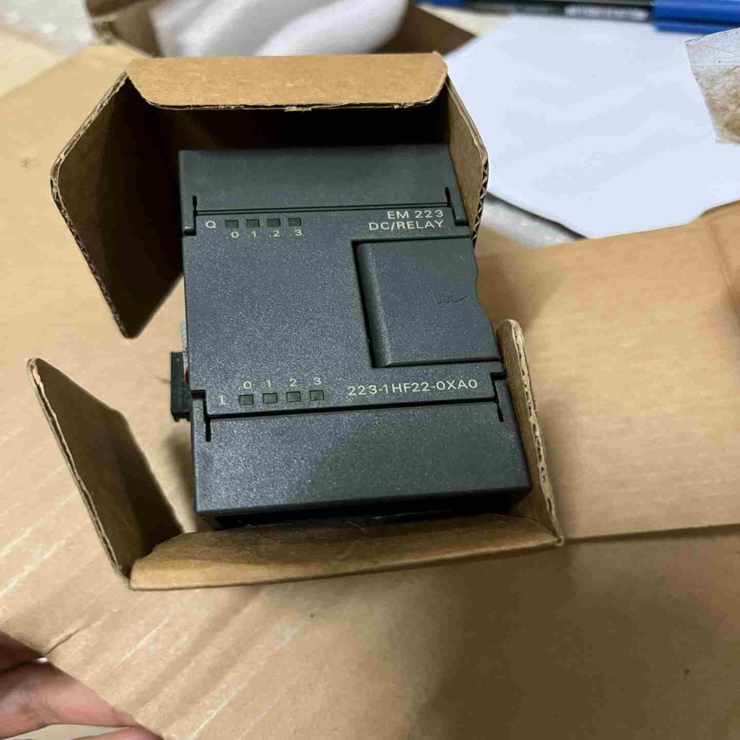 【顺庆】西门子223-1HF22全新仅拆封。【议价】