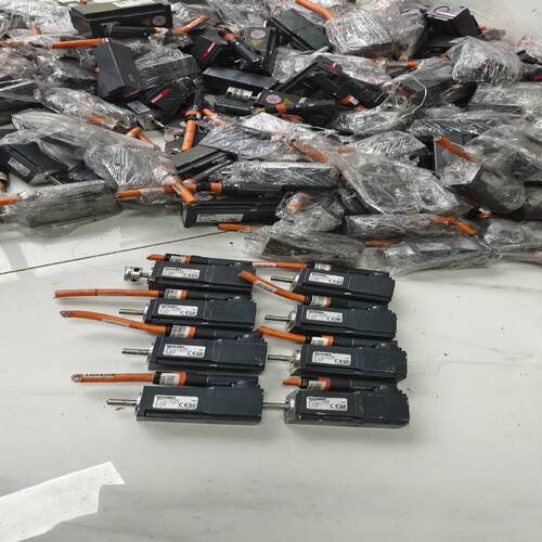 BECKHOFF倍福电机马达AM8111-1F10-0000~议价