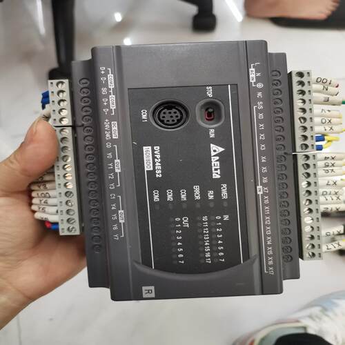 台达PLC，DVP24ES200R，实图拍摄，功能正常，30~议价