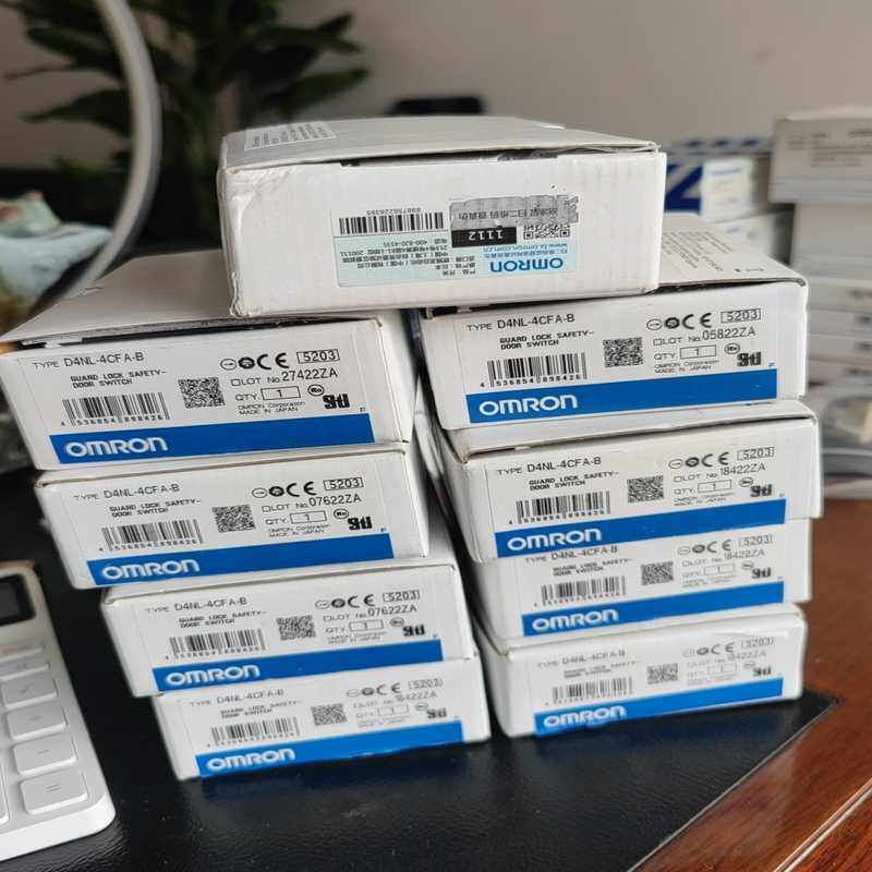 电控锁欧姆龙原装全新安全锁D4NL-4CFA-B（崽载电子）