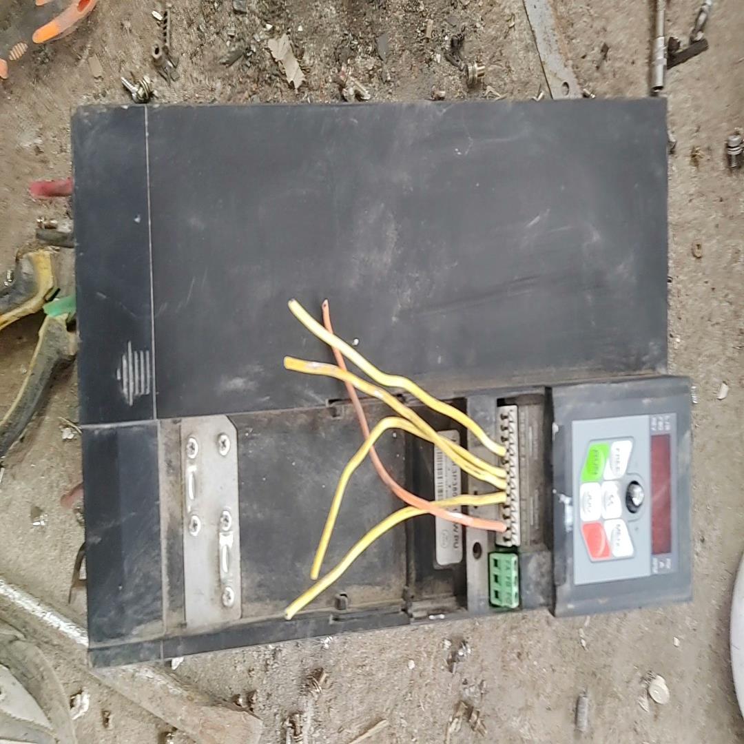 【议价】安百川变频器AD800B-4T011H/1015L-（憨憨电子）