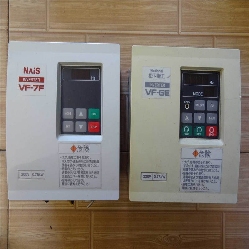 Panasonic/松下变频器VF-6E VF-7F 变频器220V 0.75KW 现货处理价