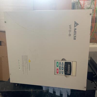 台达变频器VFD300B43A一台，拆机，实物拍摄，功能包好（耶耶电