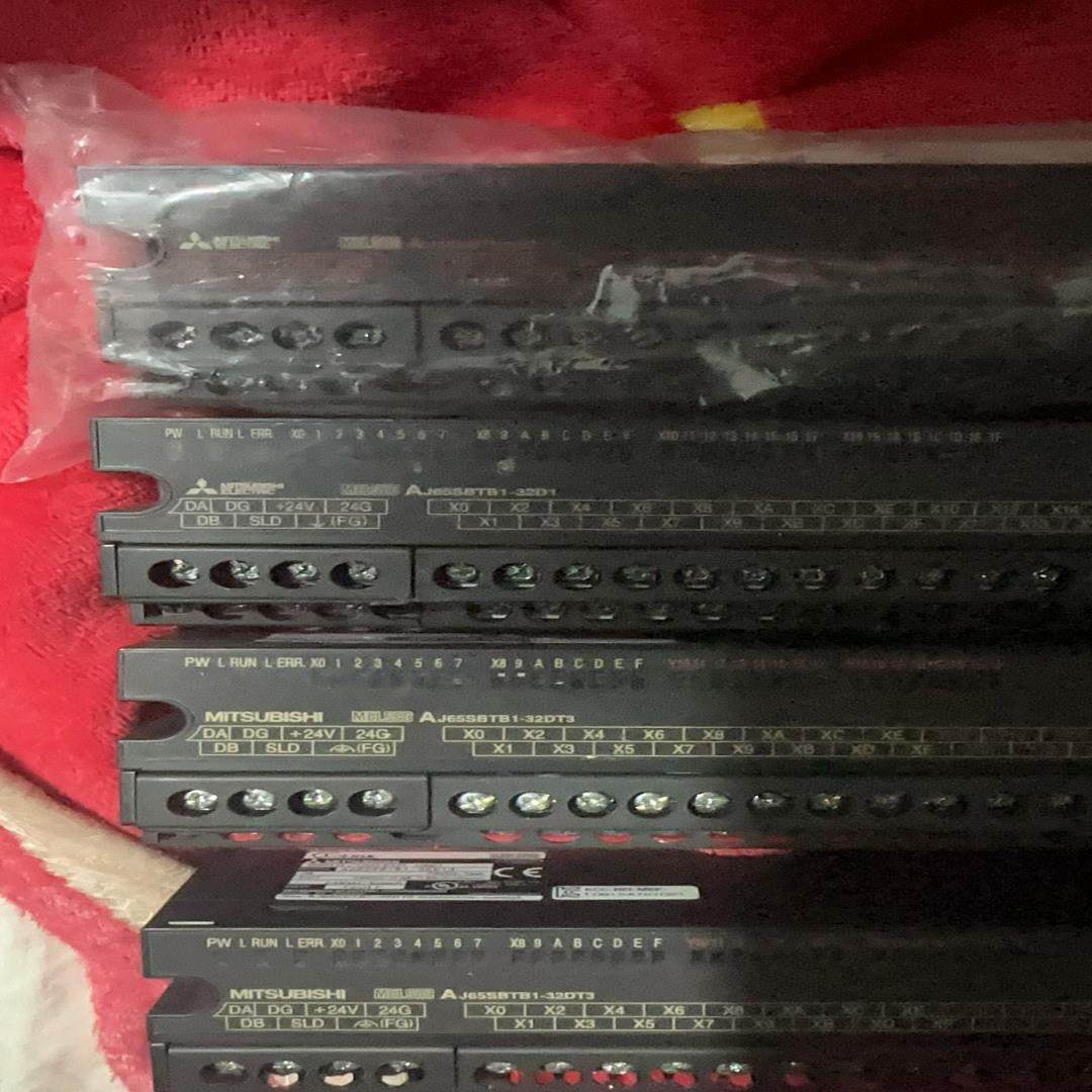 【汇生】AJ65SBTB1-32DT3 两只三菱CCLK远程模块【议价】