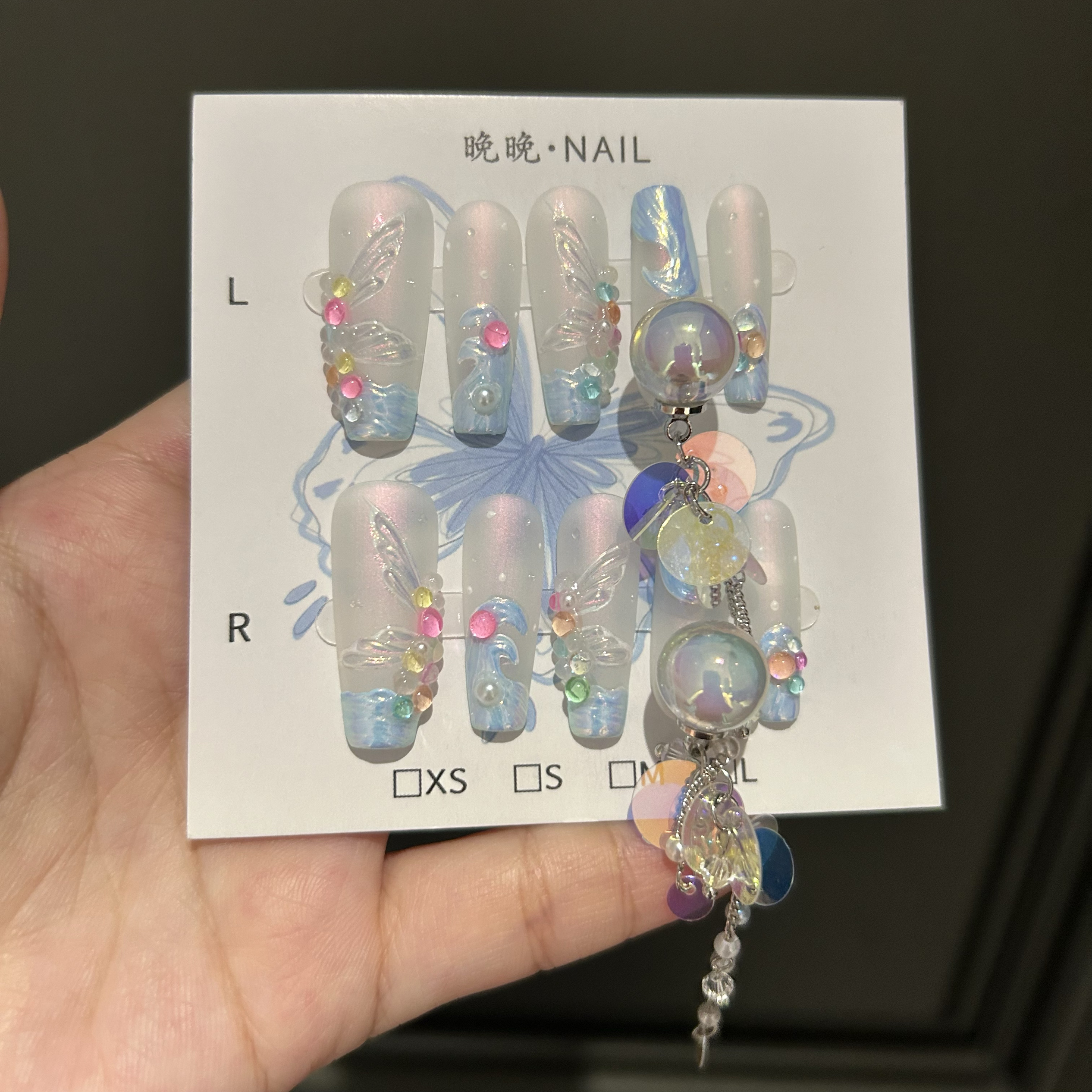 泡泡鱼 纯手工穿戴甲手绘鱼尾雕刻小红书同款美甲贴片成品假指甲