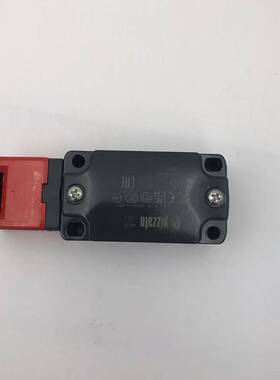 FD1878/2093意大利Pizzato机械手微动复位拉线绳开关VFB501/502