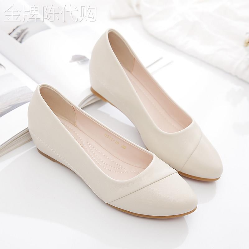 真皮坡跟单鞋女2025年新款夏季百搭夏款妈妈鞋软皮软底四季豆豆鞋