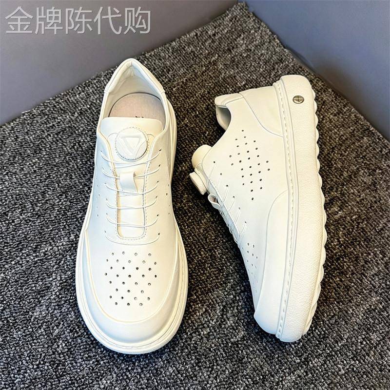 潮牌旋转扣冲孔透气小白鞋男2026年夏季新款懒人套脚厚底豆豆皮鞋