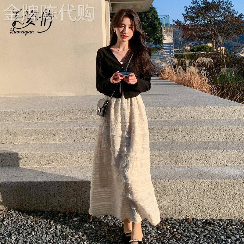 白色吊带裙女今年流行漂亮套装裙气质温柔风高级感绝美蛋糕洋装
